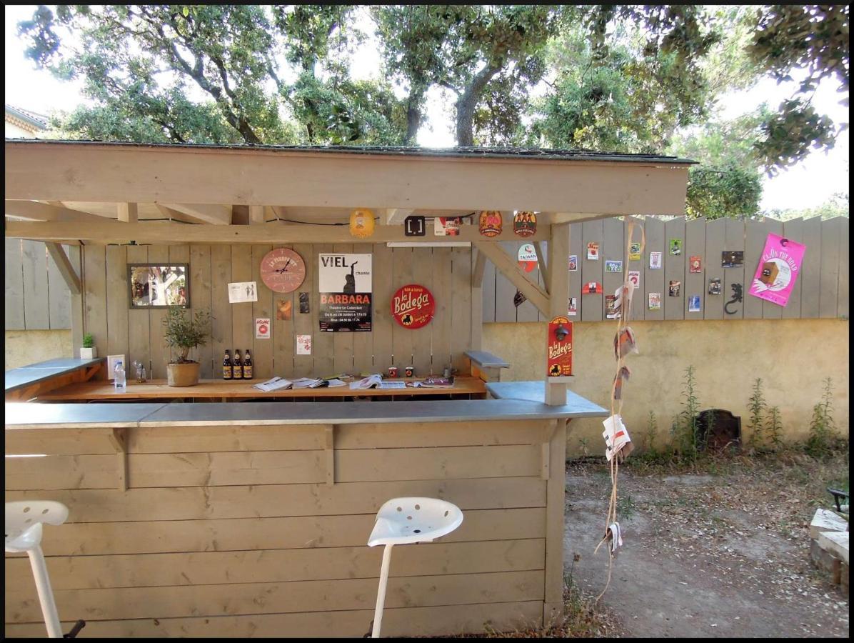 Ferienwohnung La Vigne Et L'Olivier Villeneuve-lès-Avignon Exterior foto
